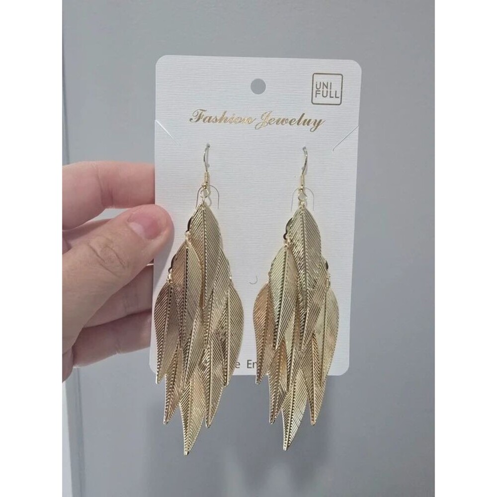 Leaf Dangle Earrings – Statement Earrings – New